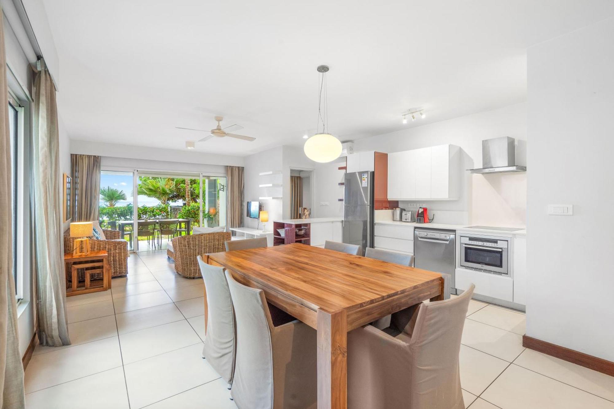 Kanope Bay - Holiday Beachfront Apartments Pointe aux Biches Exterior foto